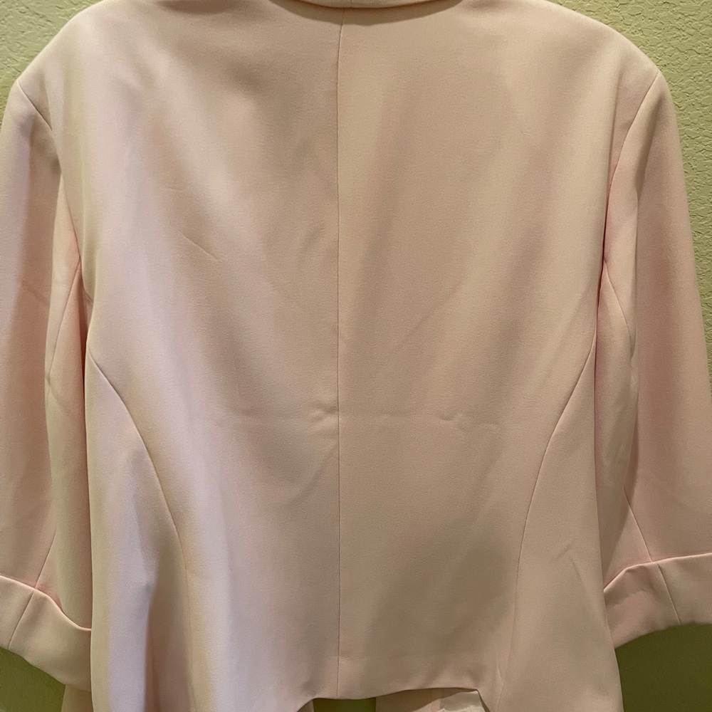 Pink jacket - Picture 2 of 6